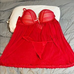 Source Unknown Vibrant Red Chemise Set